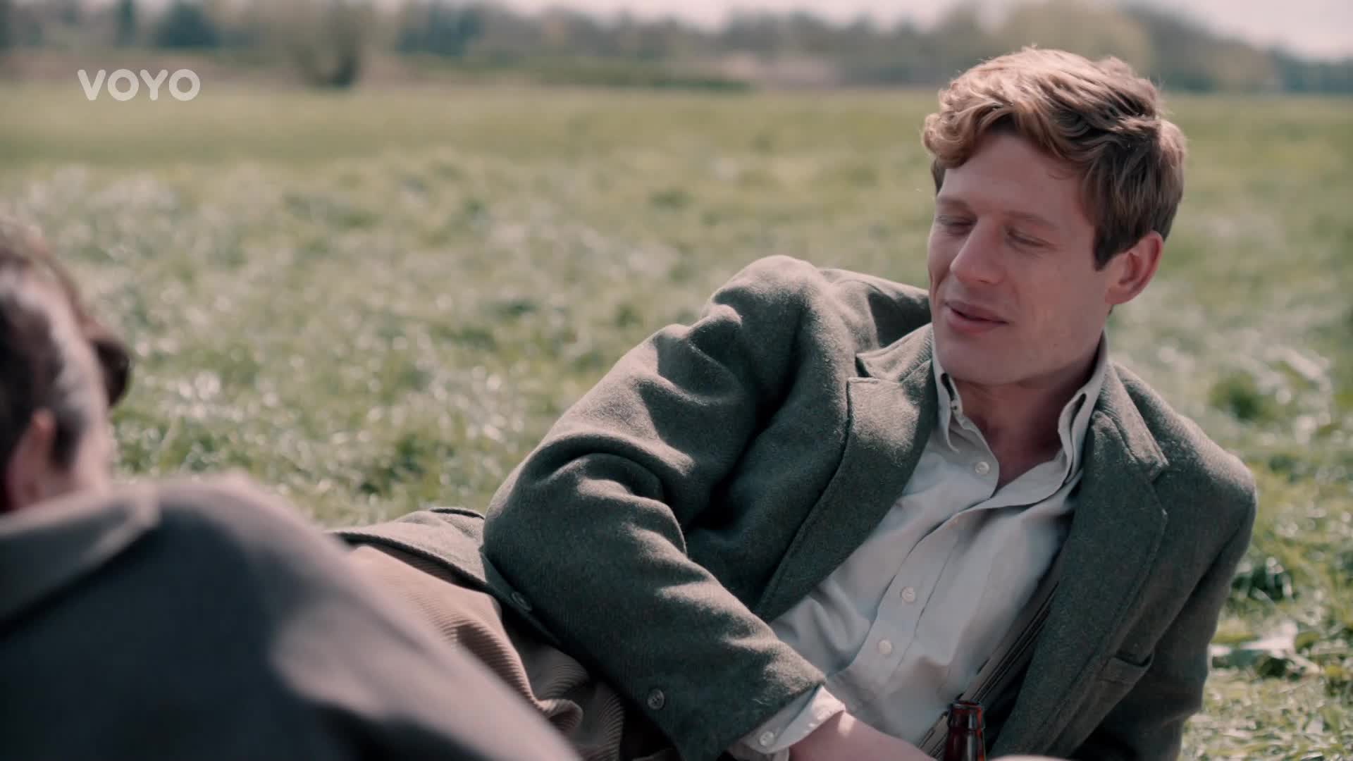 James Norton jako reverend se slabostí pro alkohol a jazz: Seriál Grantchester porušuje všechna tabu!