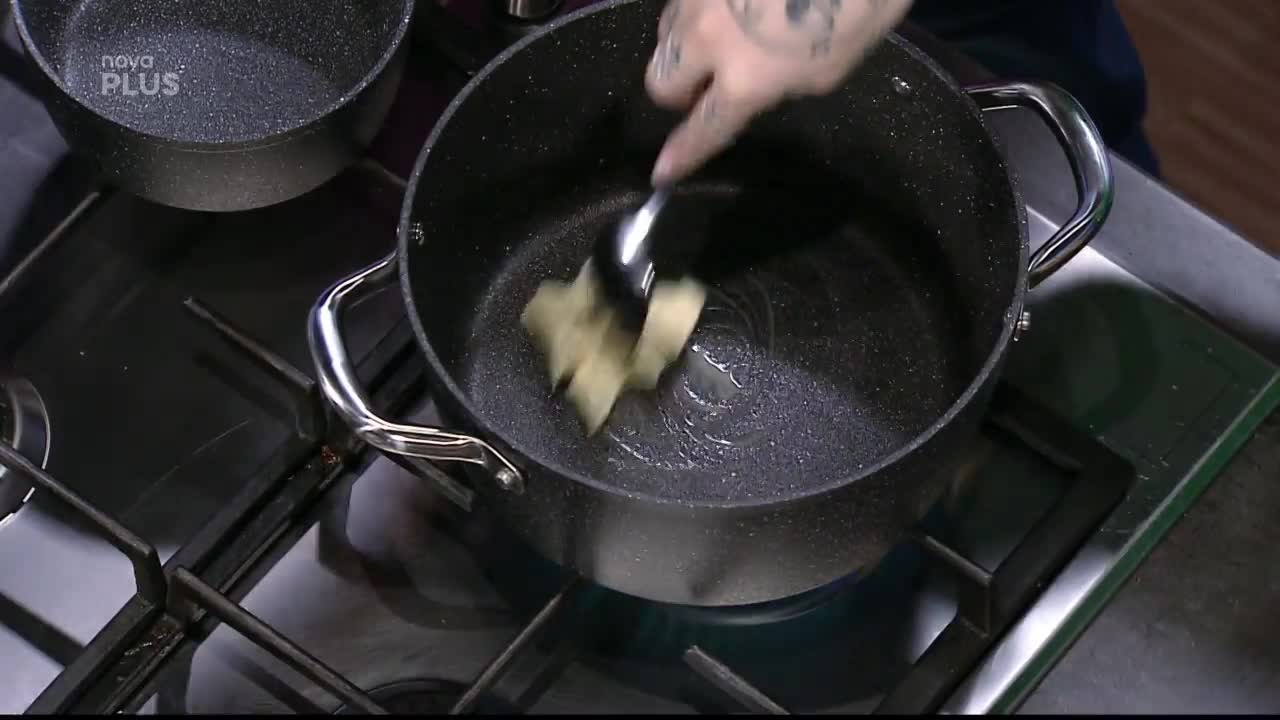 Dušený králík na česneku
