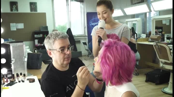 Image by Avon: Bude mít vítězka SuperStar modré vlasy? V maskérně prozradila co chystá