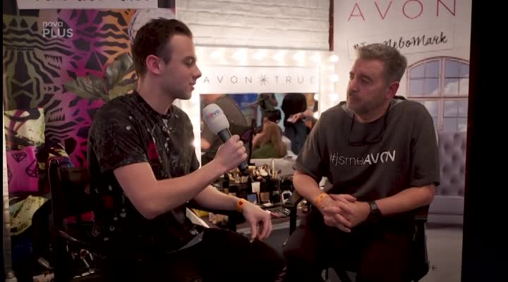 Image by Avon: Matné, nebo lesklé? Jaké jsou současné trendy rtěnek?