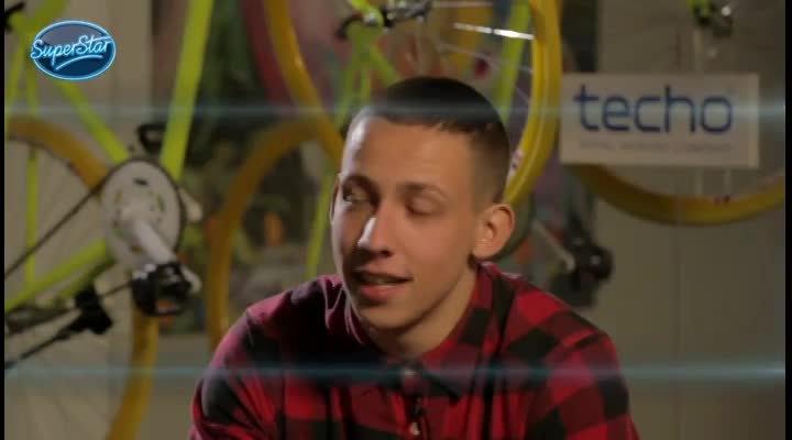 VEZMĚTE SI KAPESNÍČKY! Soutěžící SuperStar vás rozpláče: ’Maminka mě nikdy neslyšela zpívat! ’ přiznává