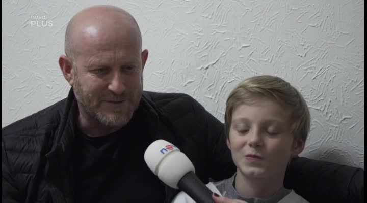 HUGO PŘEDSTAVUJE PRAVÉHO OTCE: Jsou si podobní? A vyfoukl mu roli! Cože? Pobavte se nad historkou