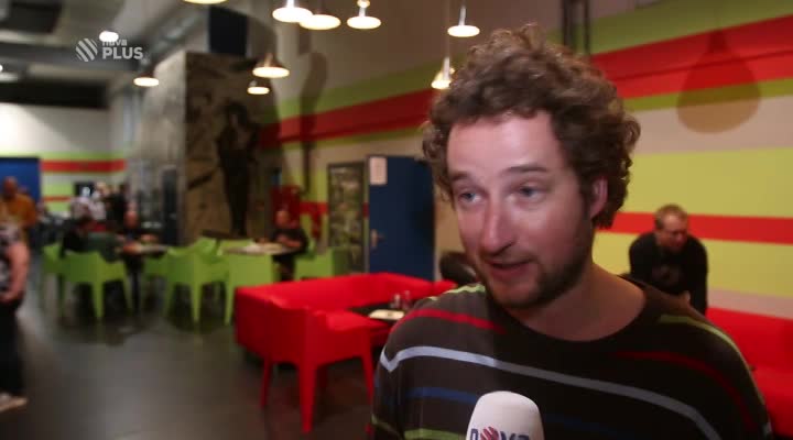 Ulice: Zásnuby Adriany a Eddieho