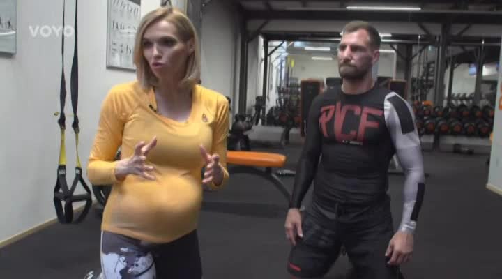 A JE TO VENKU! Moderátorka Hanka Reinders prozradila, jak se bude jmenovat její miminko!