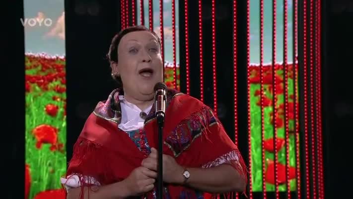 Robert Jašków jako Jarmila Šuláková - Na Vsetína tam je lúka