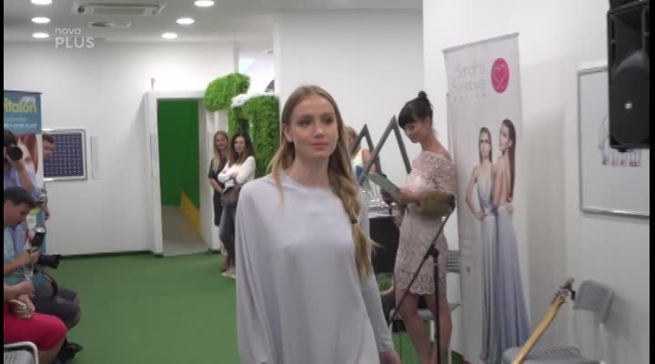 VIDEO: Sabina Rojková a Anna Kadeřávková v nové roli! Takhle sexy jste je ještě neviděli