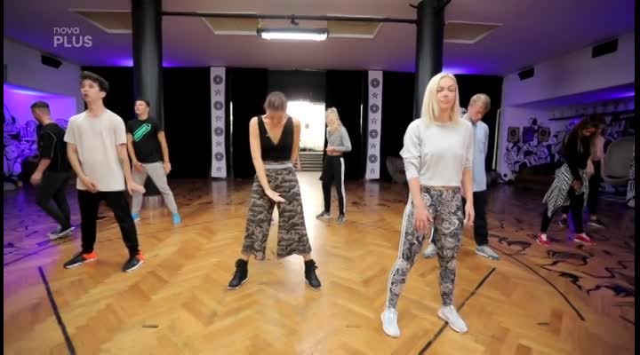 Jitka Boho během nácviku na Janet Jackson bojuje s náročnou choreografií!