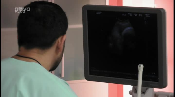 VÁŽNÉ KOMPLIKACE u alternativního porodu: Maminka i dítě jsou v ohrožení života!