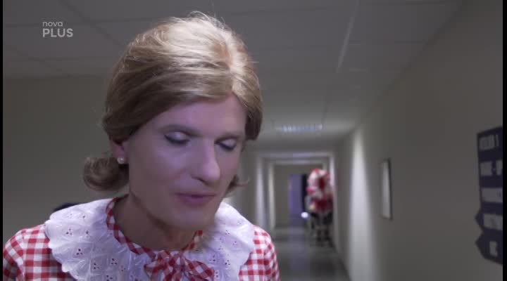 Dalibor Gondík prožívá trauma! Proměna v Helenu Vondráčkovou mu dělá značné problémy. Proč?