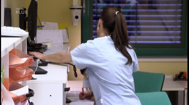 VIDEO: To jsem teda ještě nezažil, prohlásil na adresu maminky lékař na porodním příjmu