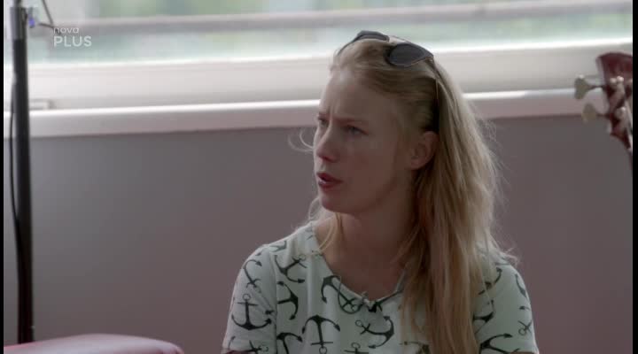 Aneta Krejčíková v šoku: Martin Dejdar neunesl její proměnu ve Weeknda a začal ji škrtit! VIDEO