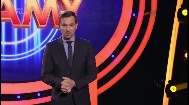 ZÁKULISÍ TVOJÍ TVÁŘE s Karolínou Kurkovou: S kým se vyfotila a co prozradila?