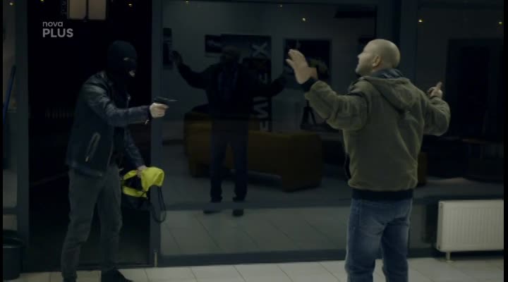 KRVAVÉ PENÍZE: Mladická nerozvážnost může skončit i takhle! Jaké šokující tajemství Specialisté odhalí?