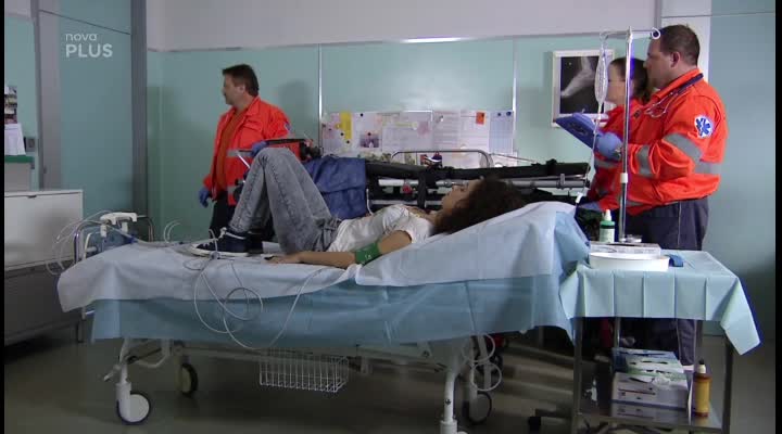 ZKAŽENÉ KLAPKY z Ordinace: Když se Zounar přežblebtne, Holiček dusí smích a Rychlý dobývá dveře!