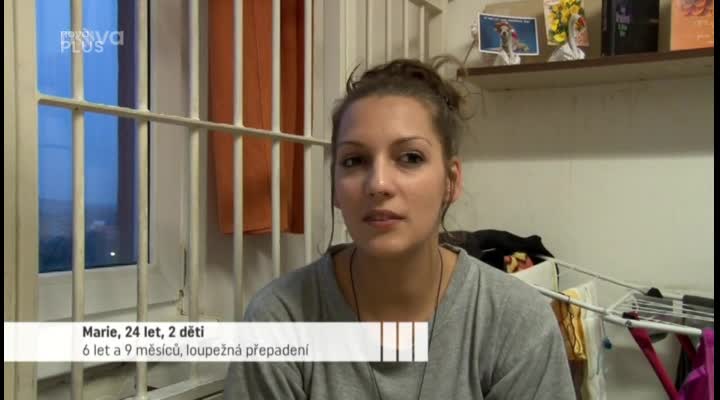 VIDEO: Doma má dvě děti a sedí ve stejné věznici, jako její sestra! Co udělaly?