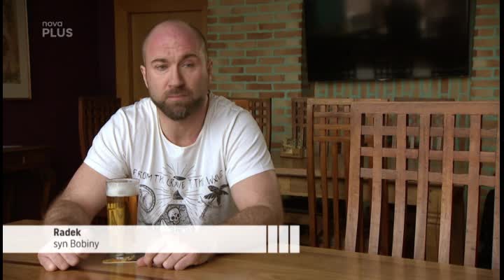 U mámy jsem nikdy nebyl na prvním místě! Bobinin syn vzpomíná na DRSNÉ DĚTSTVÍ! Dokáže jí odpustit?