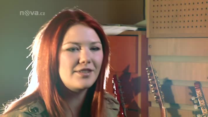 SuperStar: Tajnosti Debbi