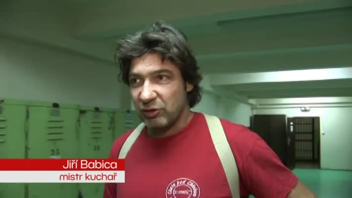 Babica na basketu