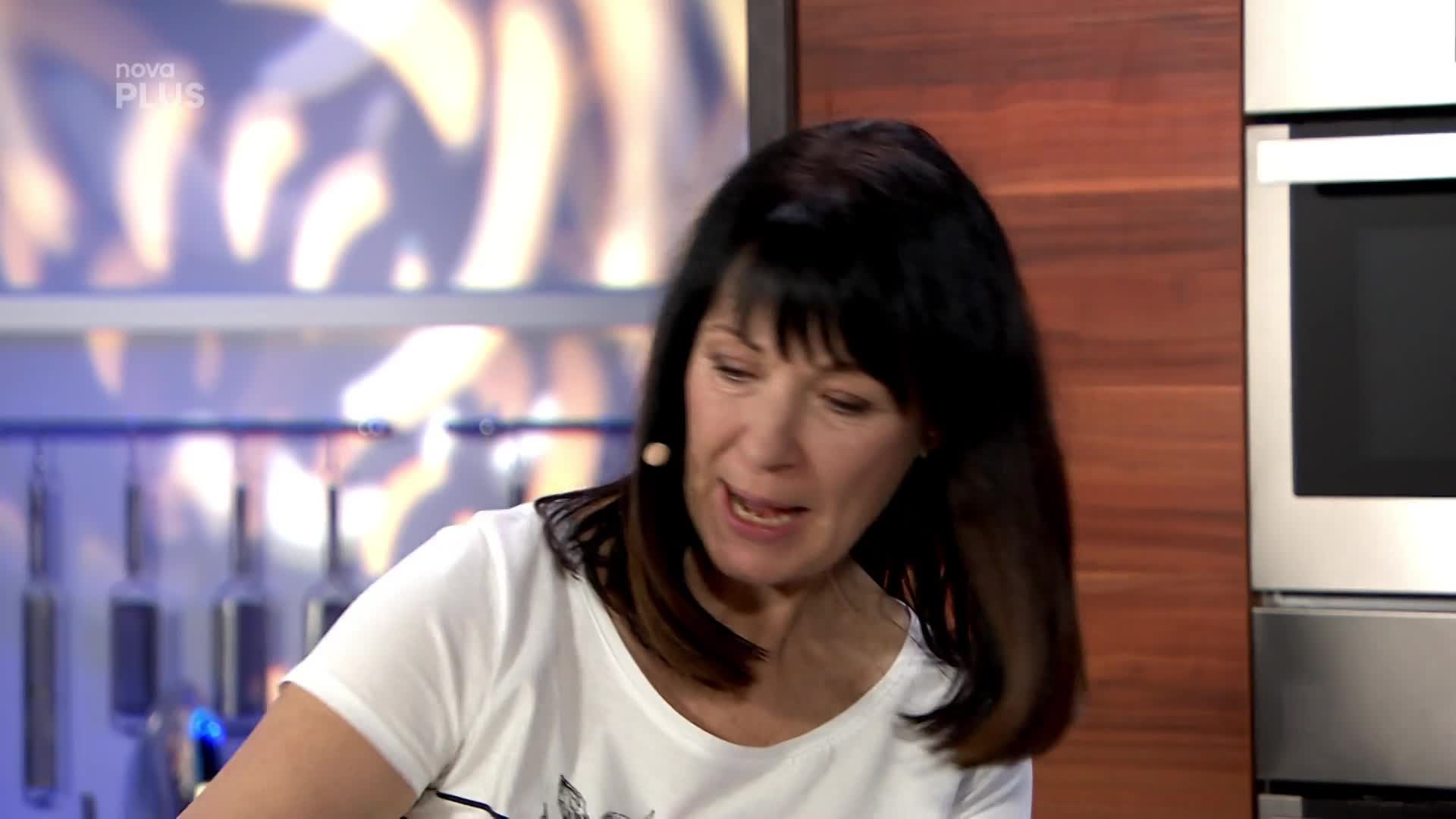 Hrušky v mandlovém sněhu - 25. 03. 2020
