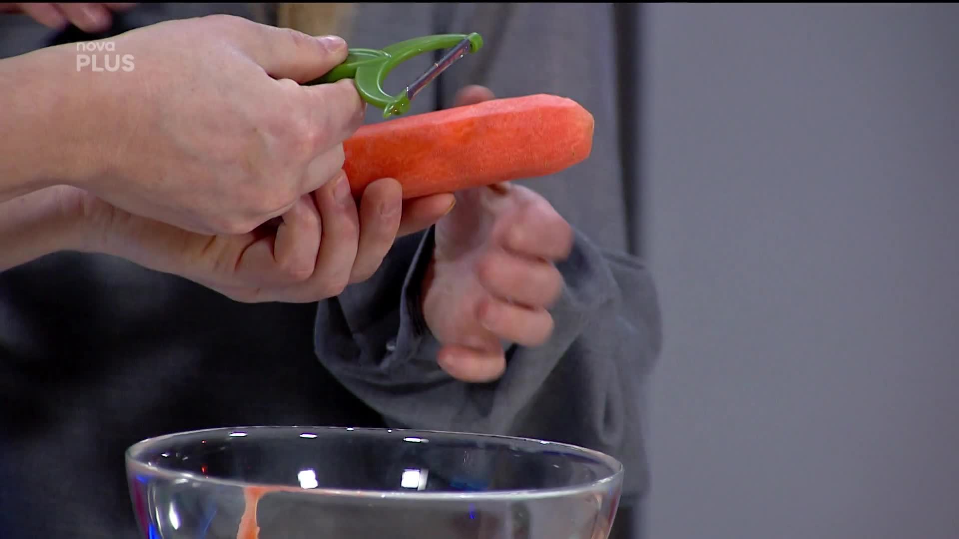 Jehněčí burger s pečeným bramborem - 30. 01. 2020