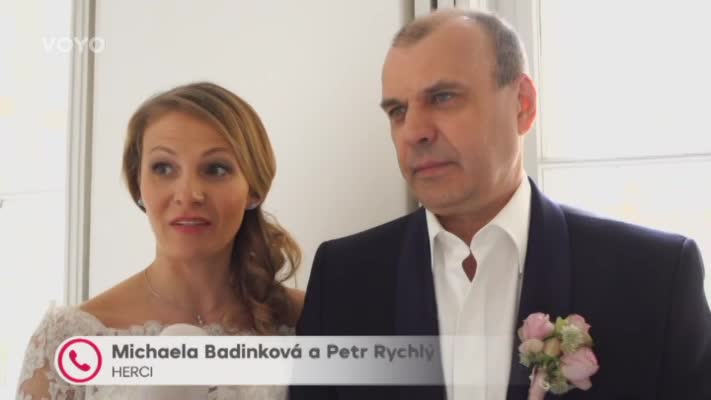 ZÁKULISÍ SVATBY: Rychlý přežil natáčení v trenkách díky jisté věci. Živý kůň zlobil a Etzler plakal. VIDEO