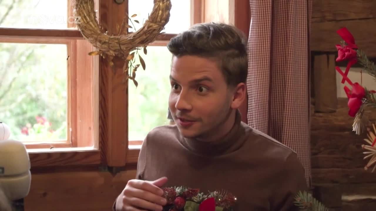 BONUSOVÉ REPORTÁŽE Ulice, Ordinace 15. season - interviews - Láďa Ondřej rozhovor B081031