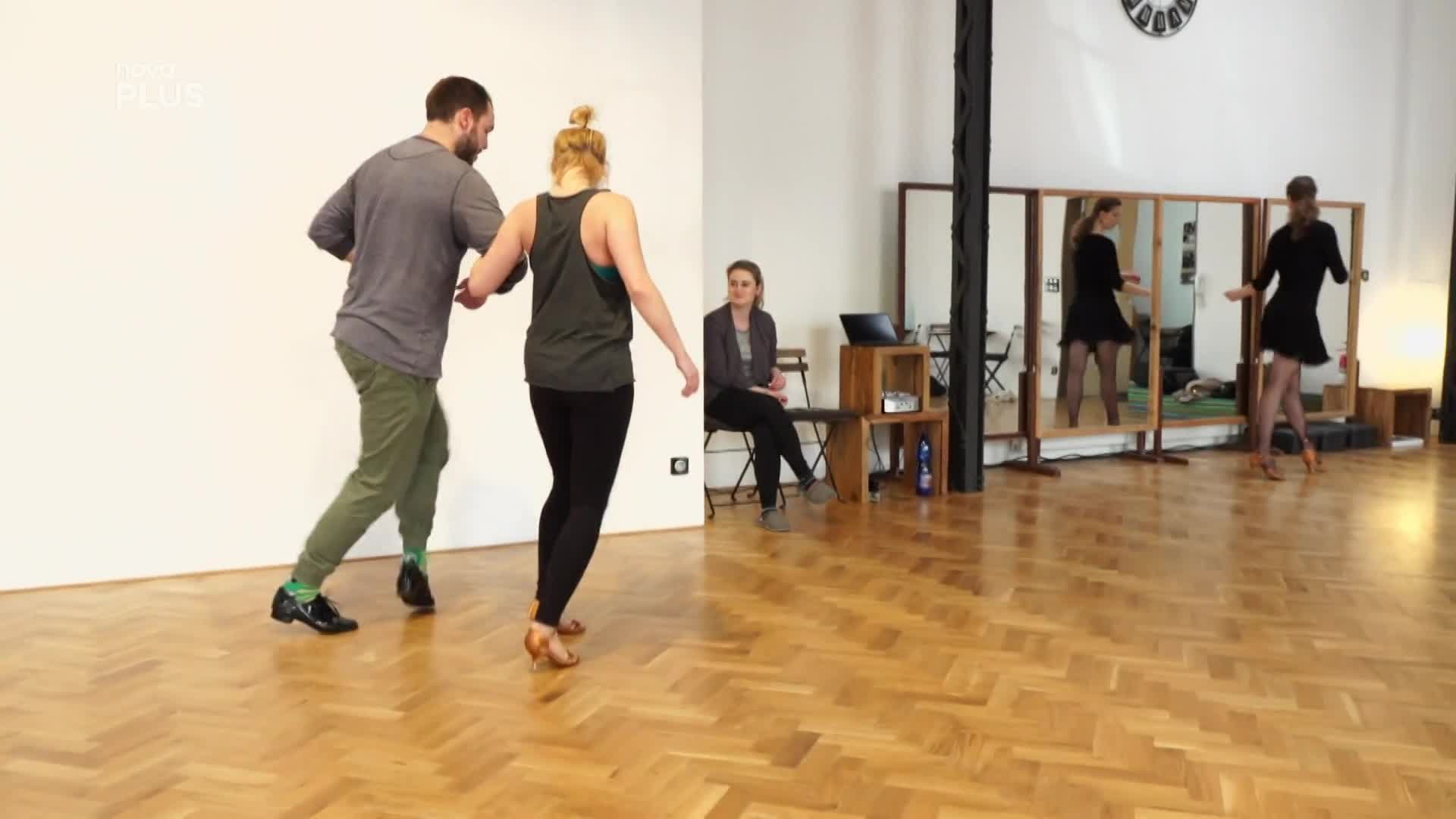 Umí i tančit: Porotkyně SuperStar Patricie Pagáčová předvádí neskutečné kousky! Nebojí se?