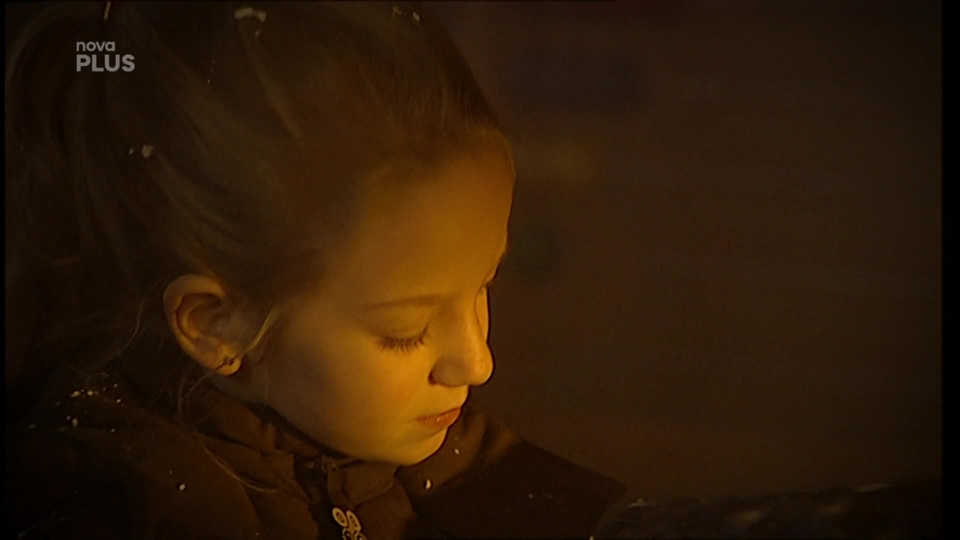 V bistru přeskočí jiskra: Dan má u Emy šanci. Jak daleko to mezi nimi zajde?