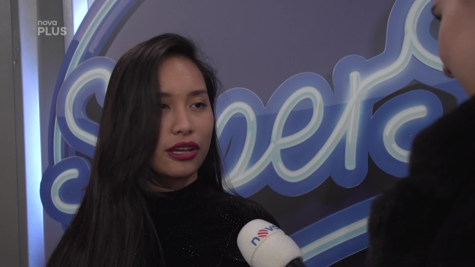 Velká výzva pro exotickou Bridgette: Zvládne zpívat v češtině a ve slovenštině?