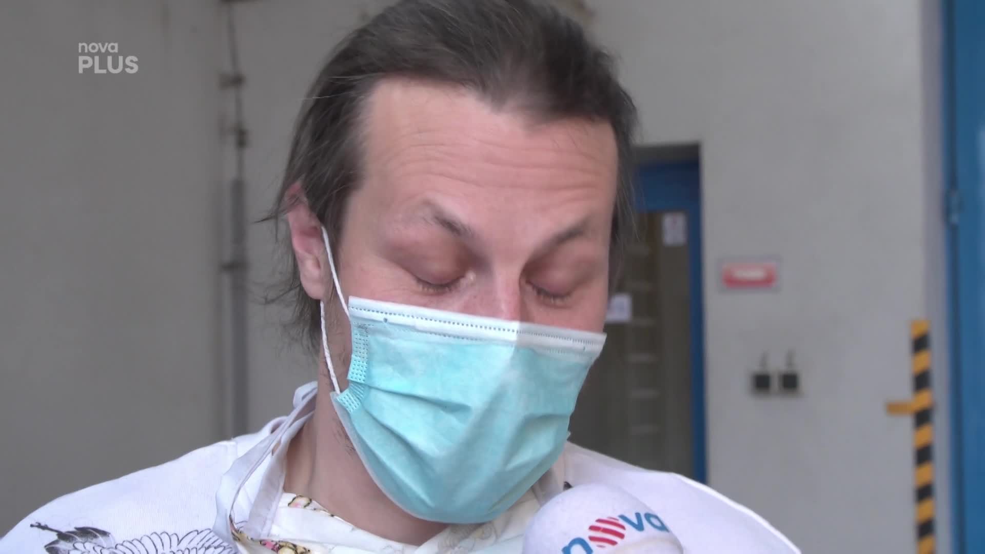 Úspory mizí, ponorka se zvětšuje: Představitel Maria zažívá těžké období