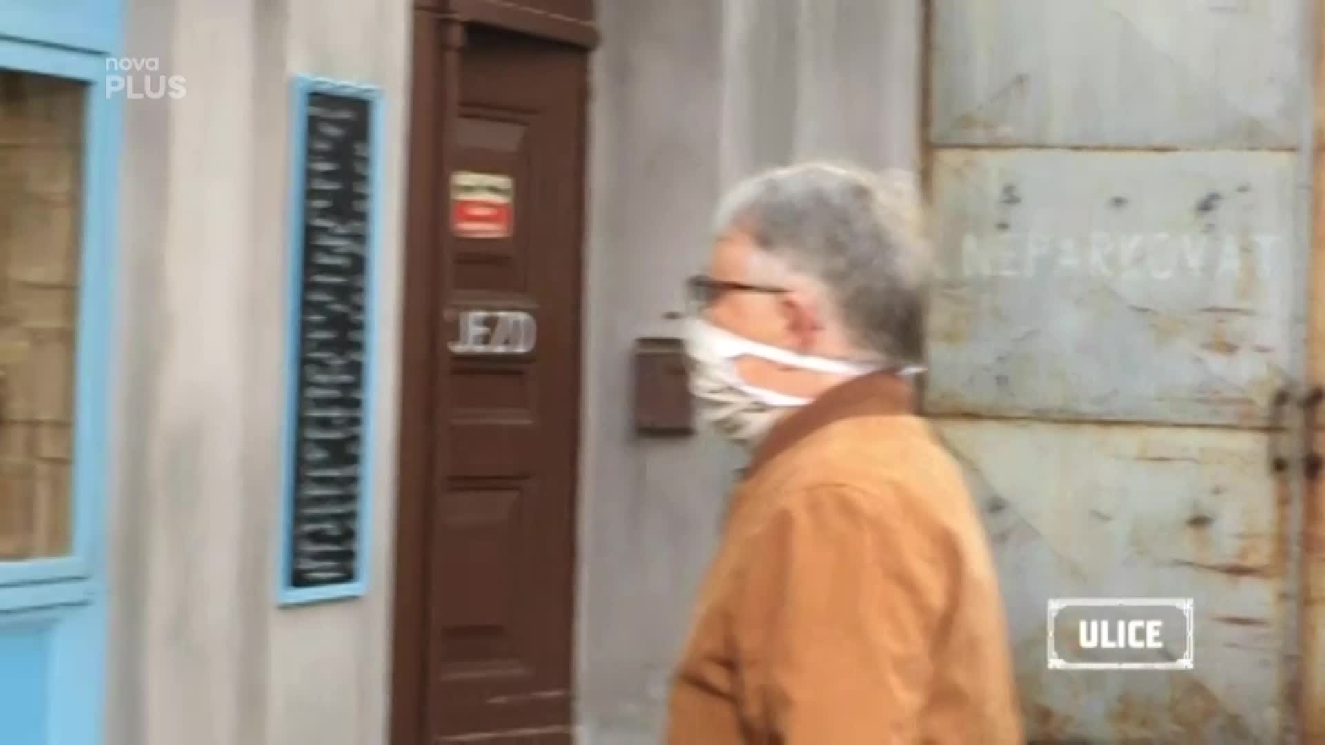 První záběry z natáčení nového speciálu: Proč je hypochondr Kaštan opět na zabití?