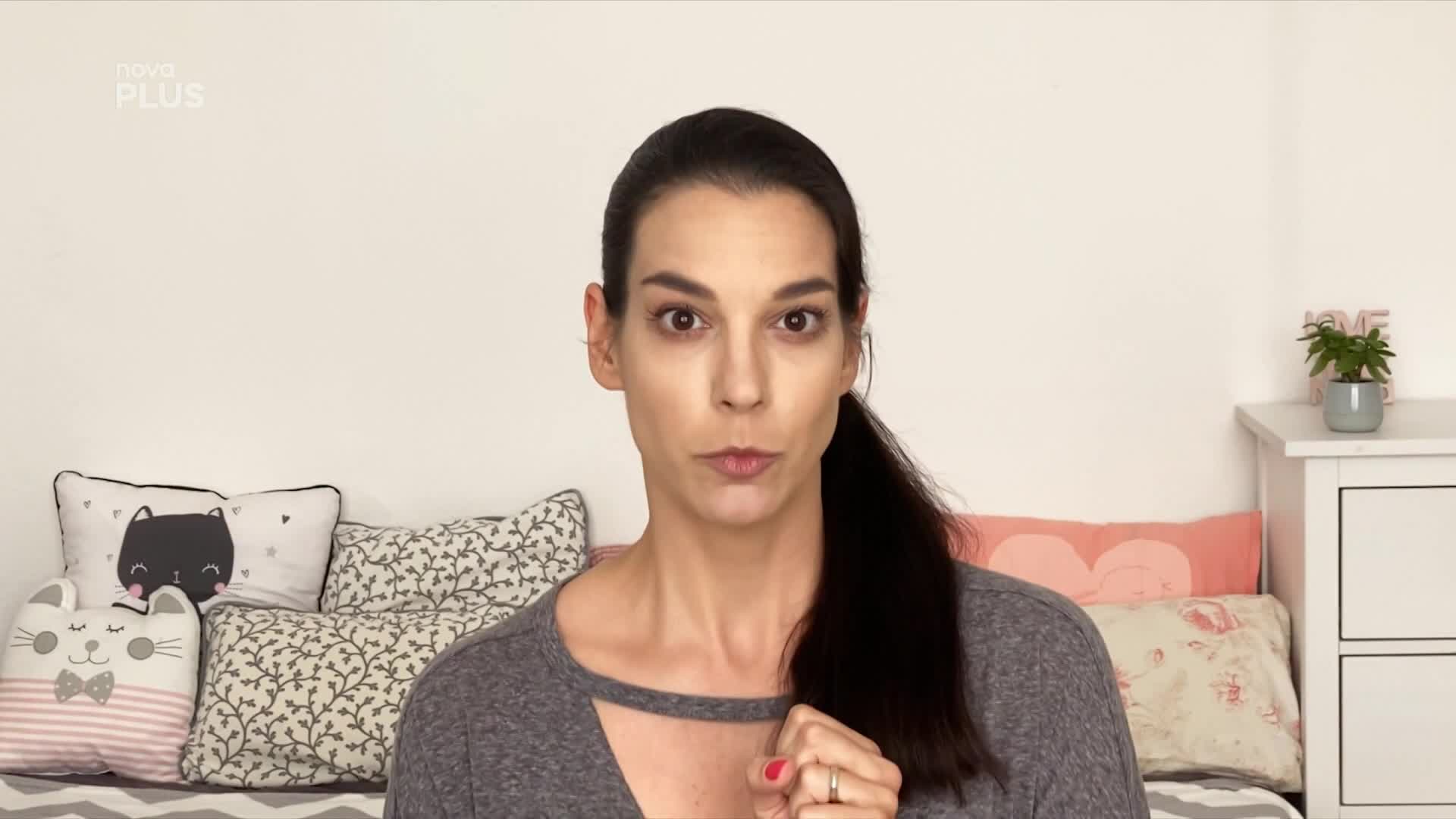 Místo krému na vrásky obličejová jóga! Jak na ni?