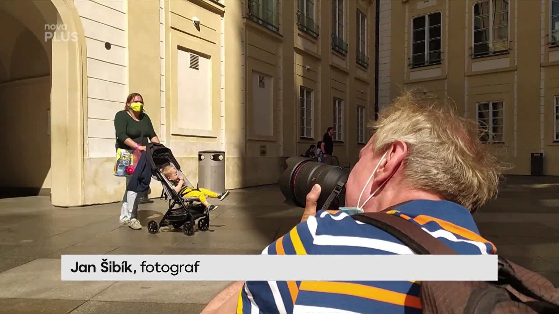 Působivé obrazy z pražských ulic: Co zachytil fotograf Jan Šibík v době karantény?