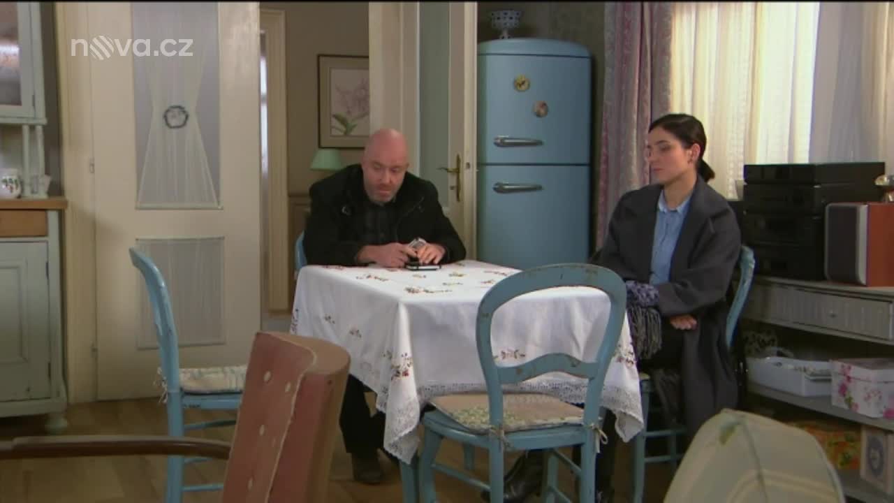 Evžen v maléru. Jak si na něj došlápne policie?
