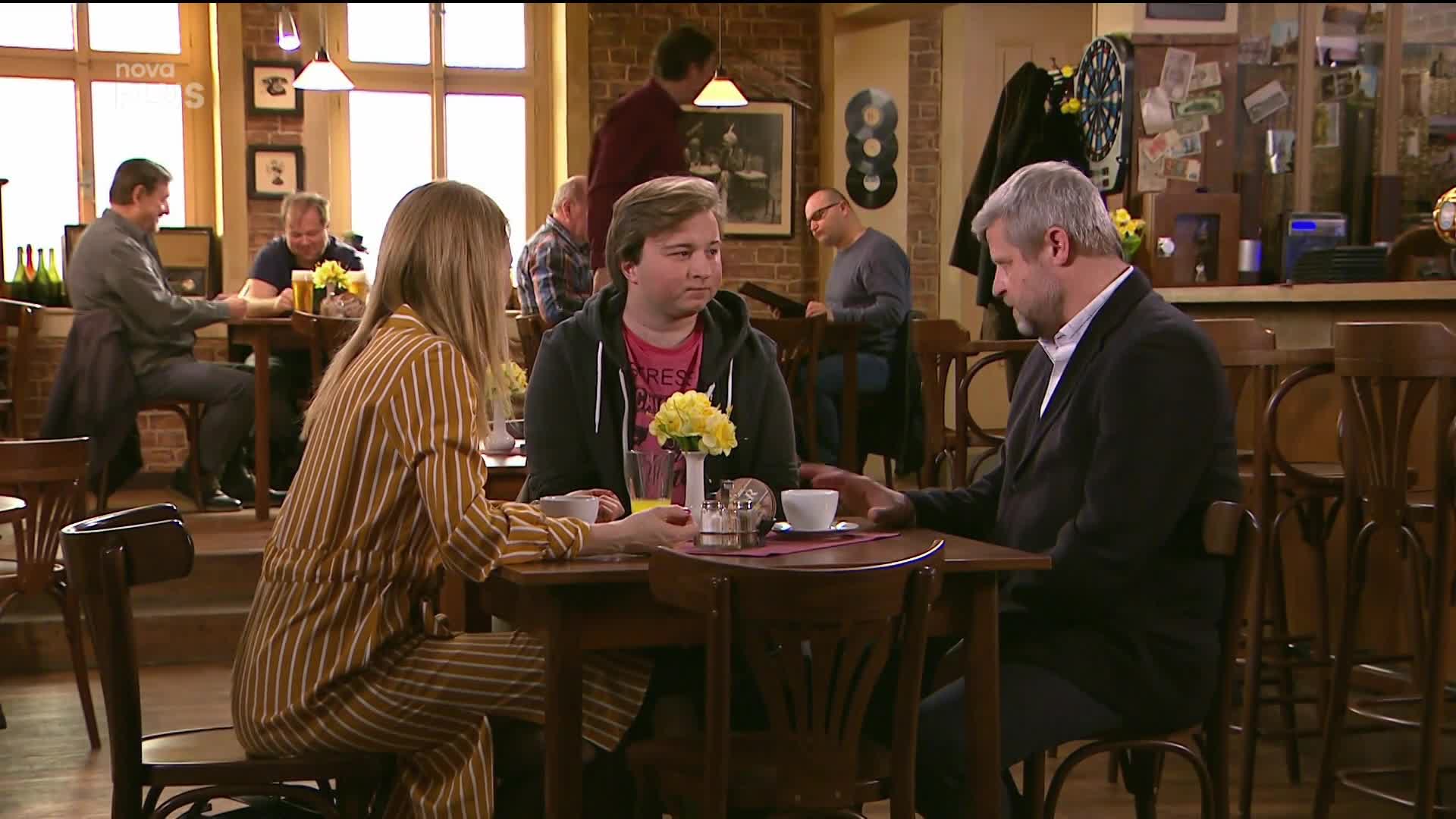 Velký nátlak na Adama: K čemu ho nutí rodiče kvůli Kristýně?