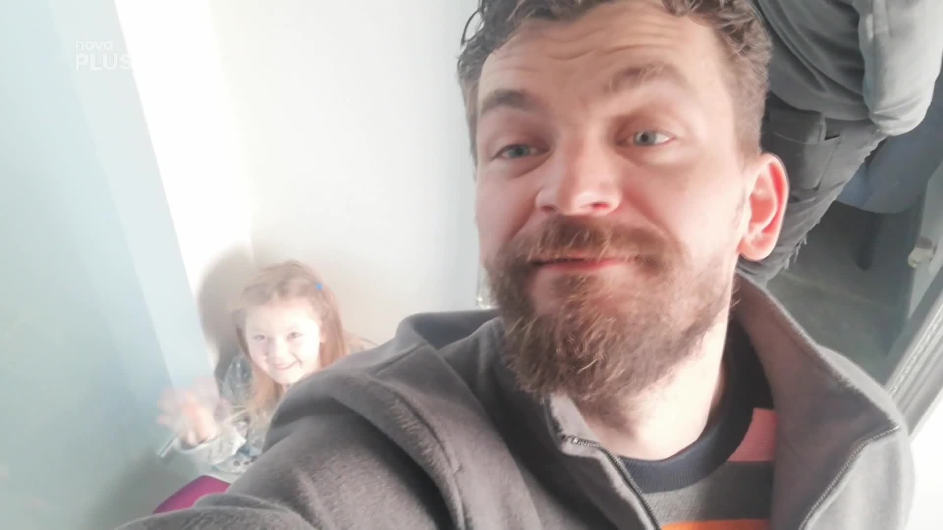 Nova je s vámi: Nahlédněte do soukromí oblíbených herců Dušana a Pavly Vitázkových!