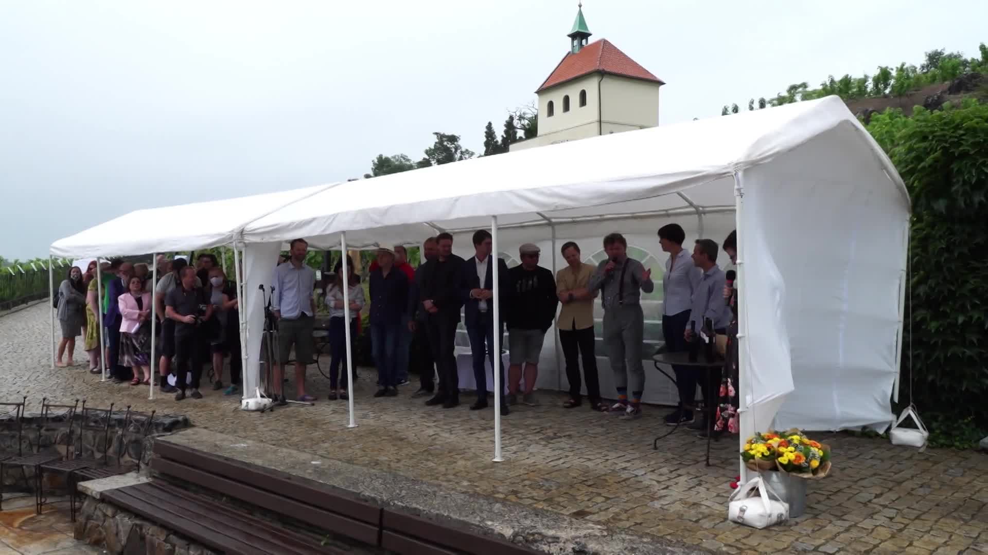 Bonusové reportáže 2020 Premiéra Bobulí B091623