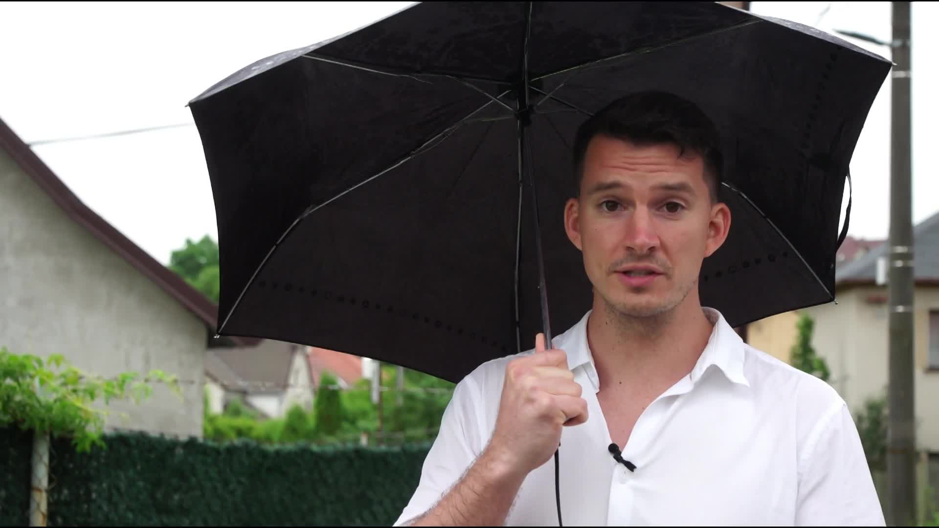 Darinka musela žít sama v opuštěném domě! Takhle se jí podařilo přežít