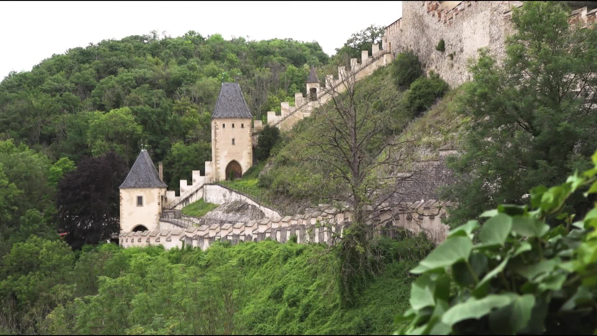 Úspěšná travel blogerka radí, jak fotit památky. Tentokrát jsme vyrazili na Karlštejn
