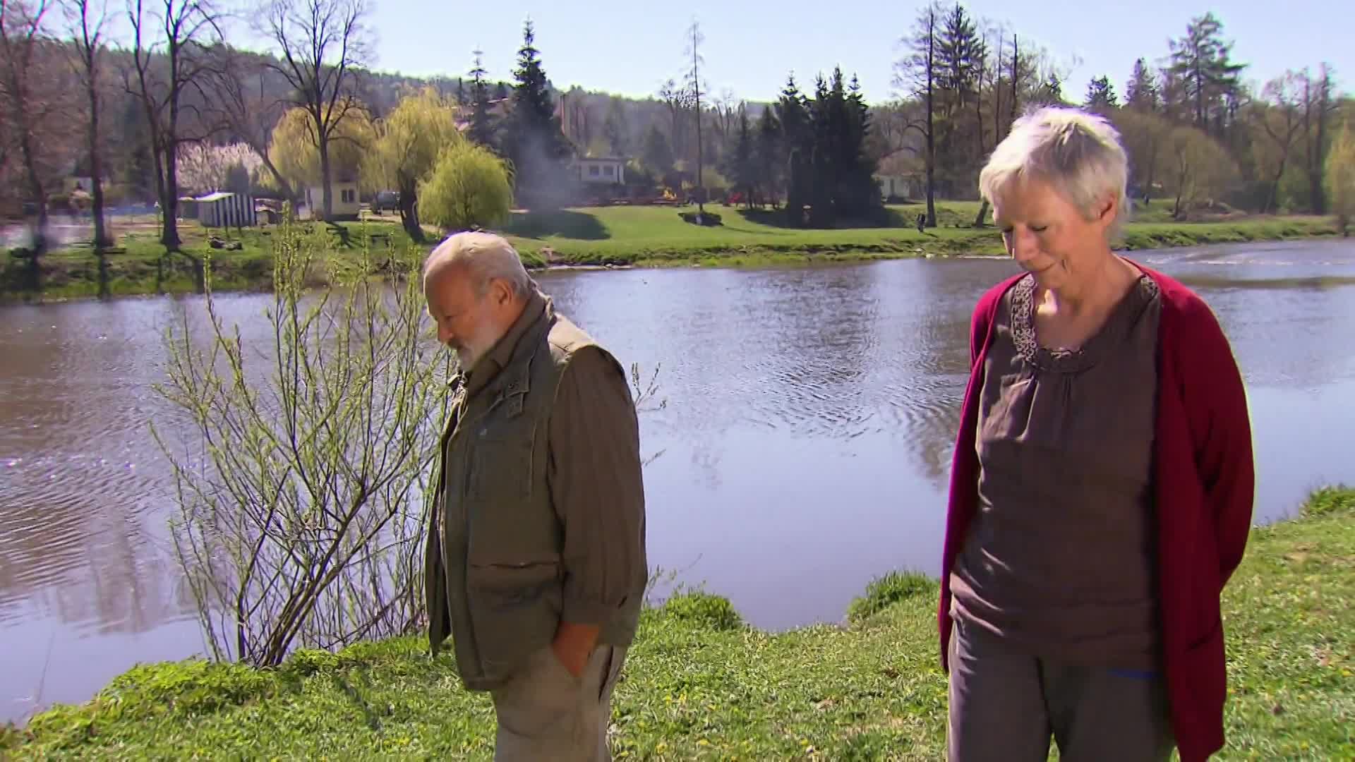 Peškův náročný podzim: Amálka upoutaná na lůžku a sestřiny lesbické zásnuby