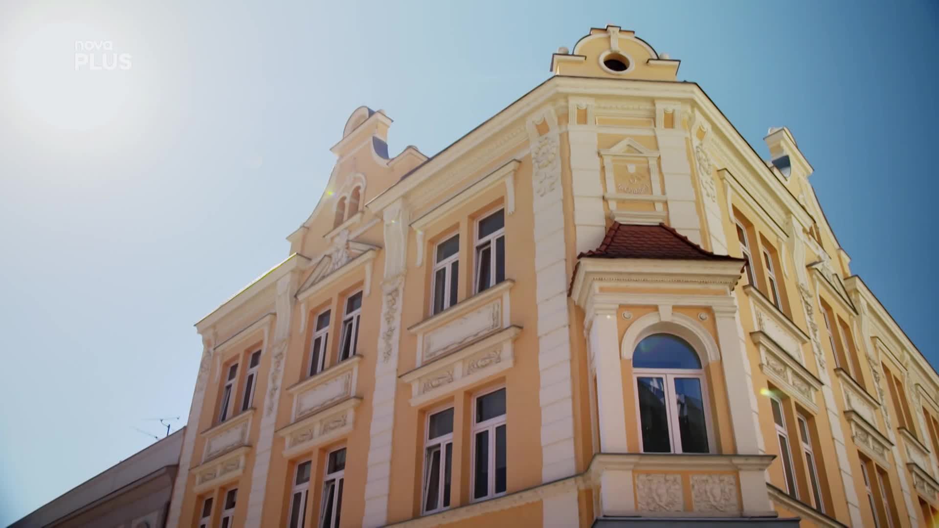 Hledáte zajímavou výstavu? Jeďte se podívat na korunovační klenoty na Nový hrad!