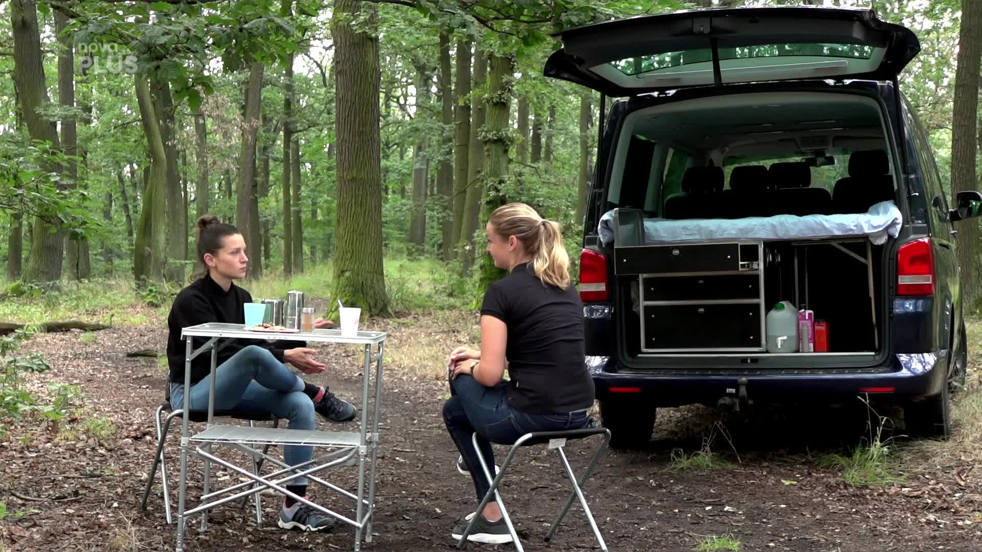 Léto s Hanou Kusnjerovou: Sestřička Lada se vrací! Hned první den zažije šok