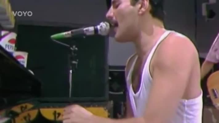 EXKLUZIVNÍ ROZHOVOR: Tajemník Freddieho Mercuryho promluvil! Co film Bohemian Rhapsody zkresluje? VIDEO