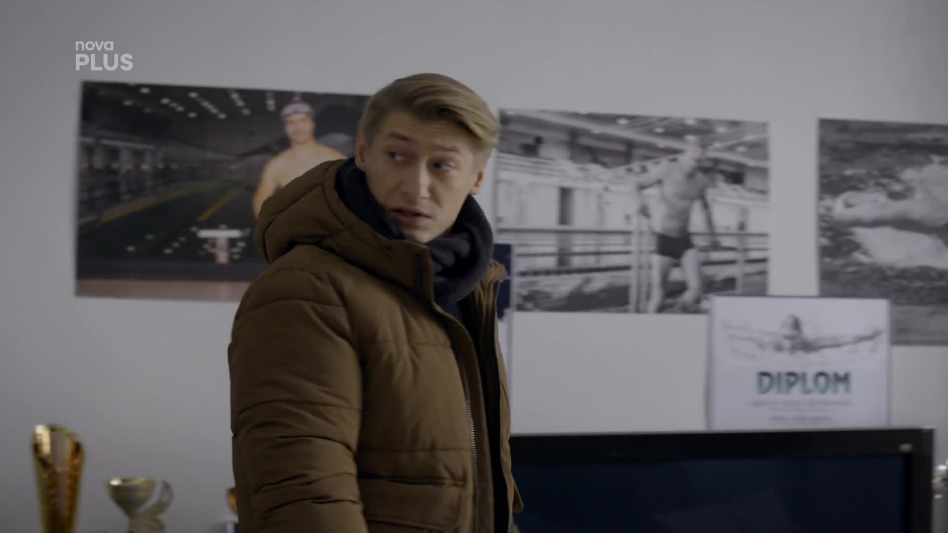 Slovní přestřelka mezi Beranem a Šafářovou v bytě oběti. Vyruší je záhadný telefonát!