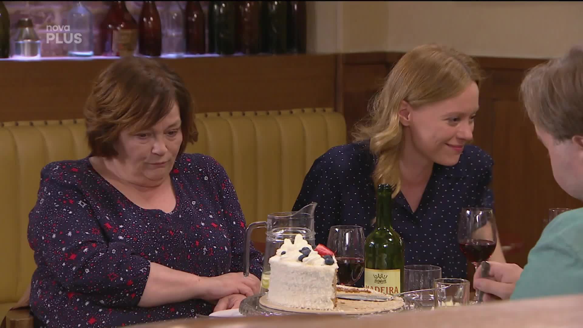 Kristýna to nevydýchá. Jak se zvrtne rodinná oslava jejích osmnáctin?