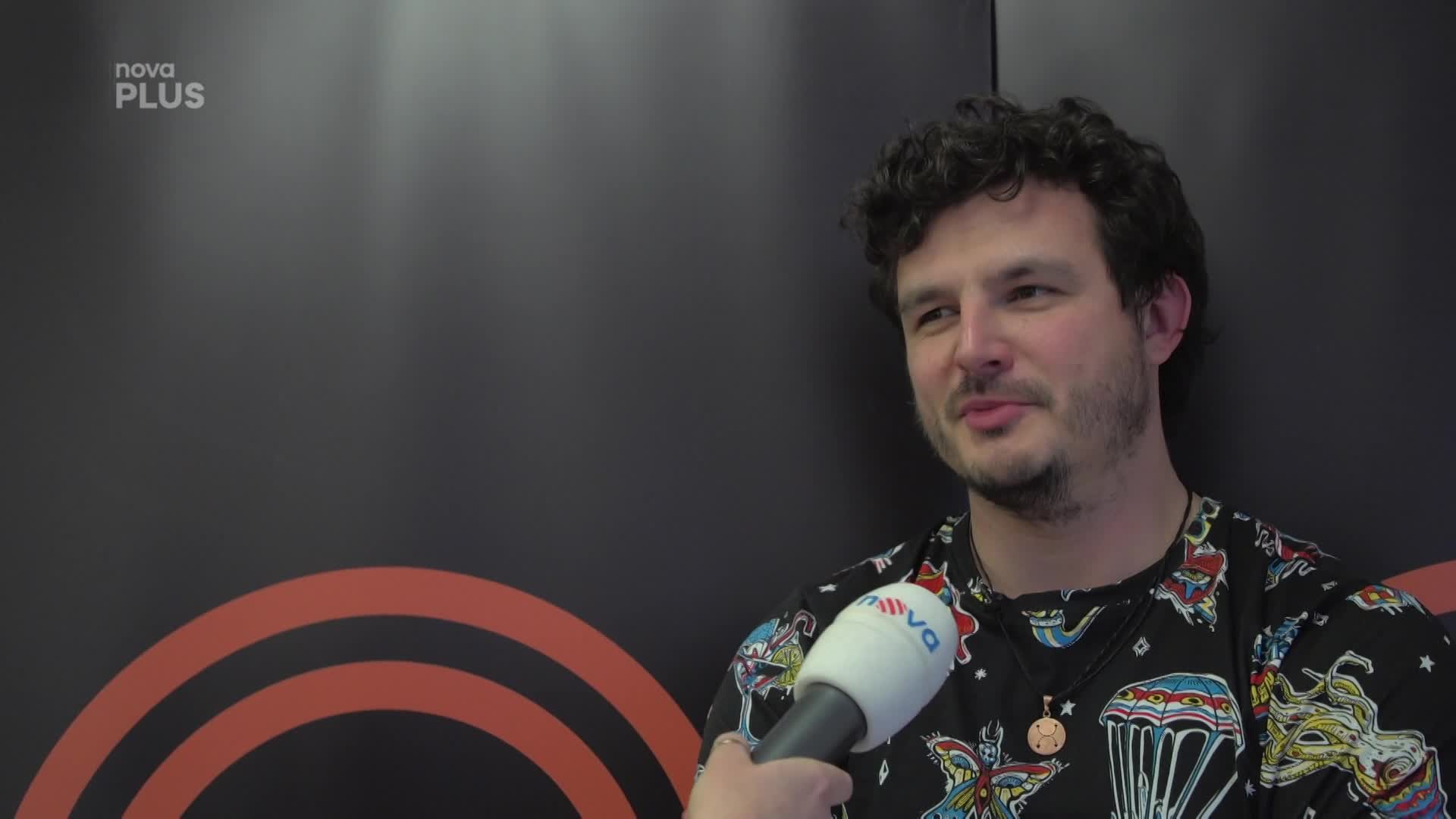 Co si pouští Roman z MasterChefa v autě za muziku? Rozhodně to má styl!