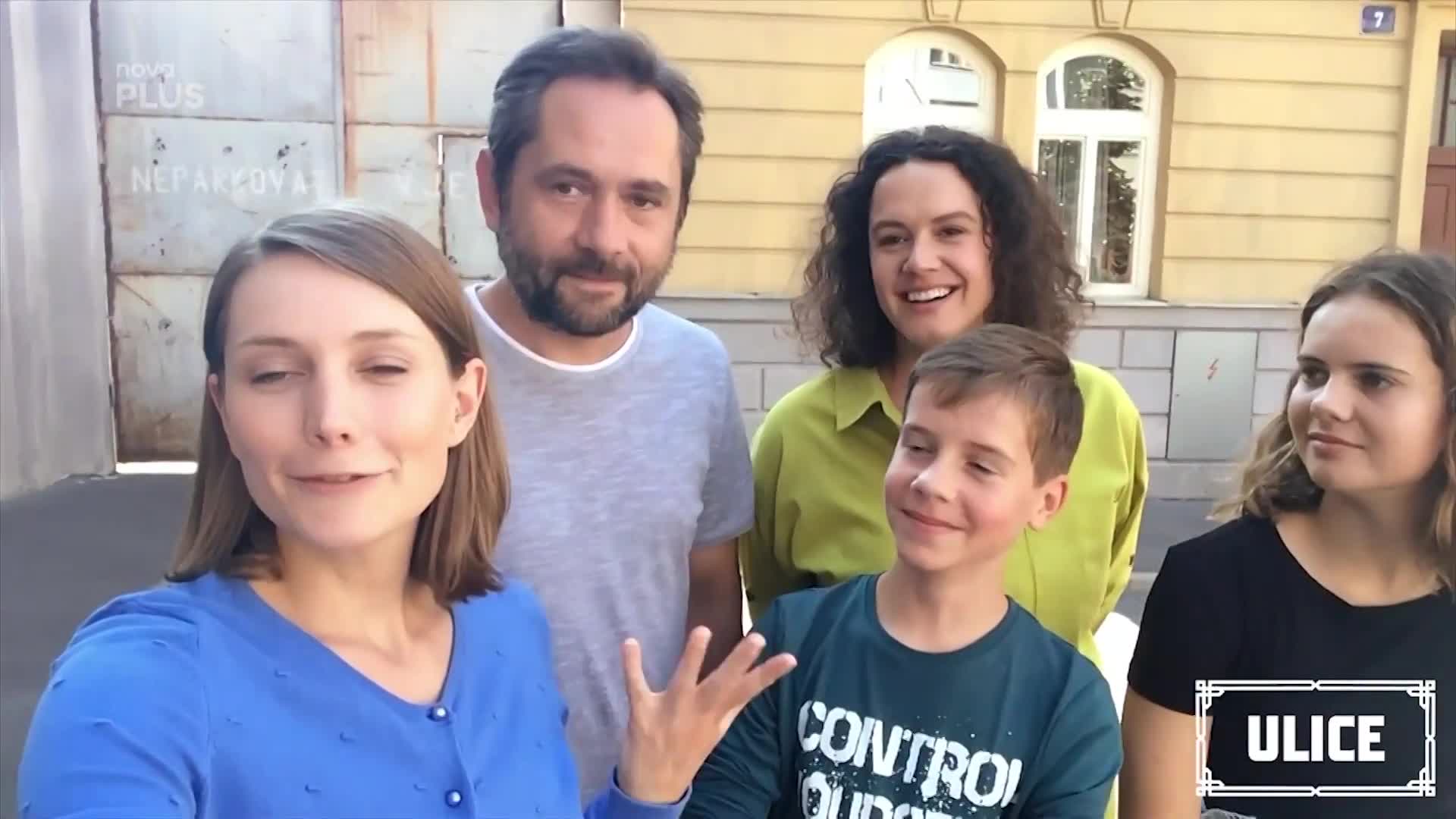 Seznamte se s rodinou Báry už nyní! Jací jsou její rodiče a sourozenci?