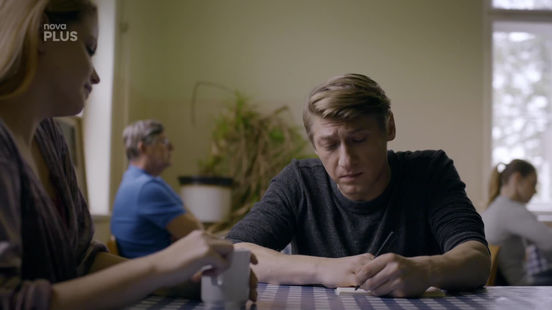 Kapitán Beran v nesnázích! Čím ho šokuje dívka na psychiatrii?