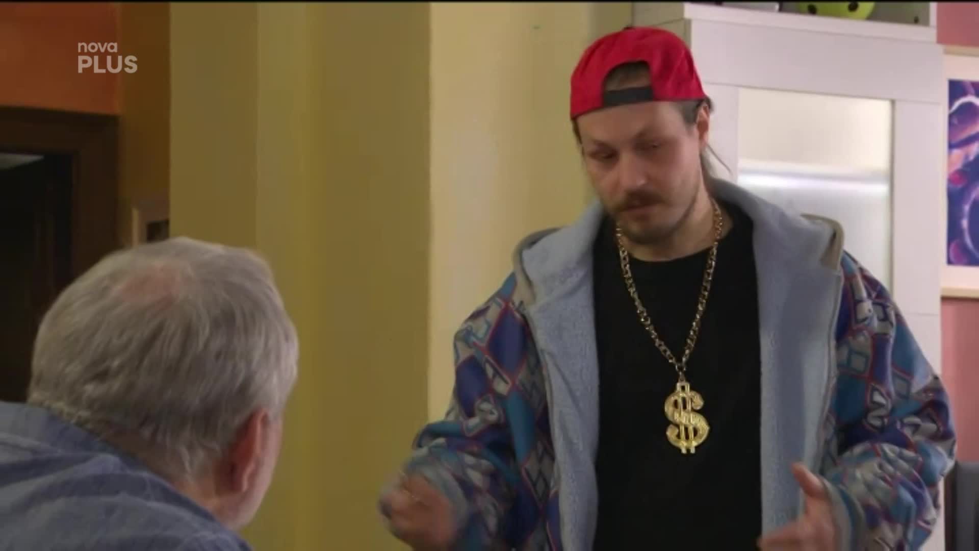 Dochází na boží mlýny. Co se vymstí intrikánce Áje?