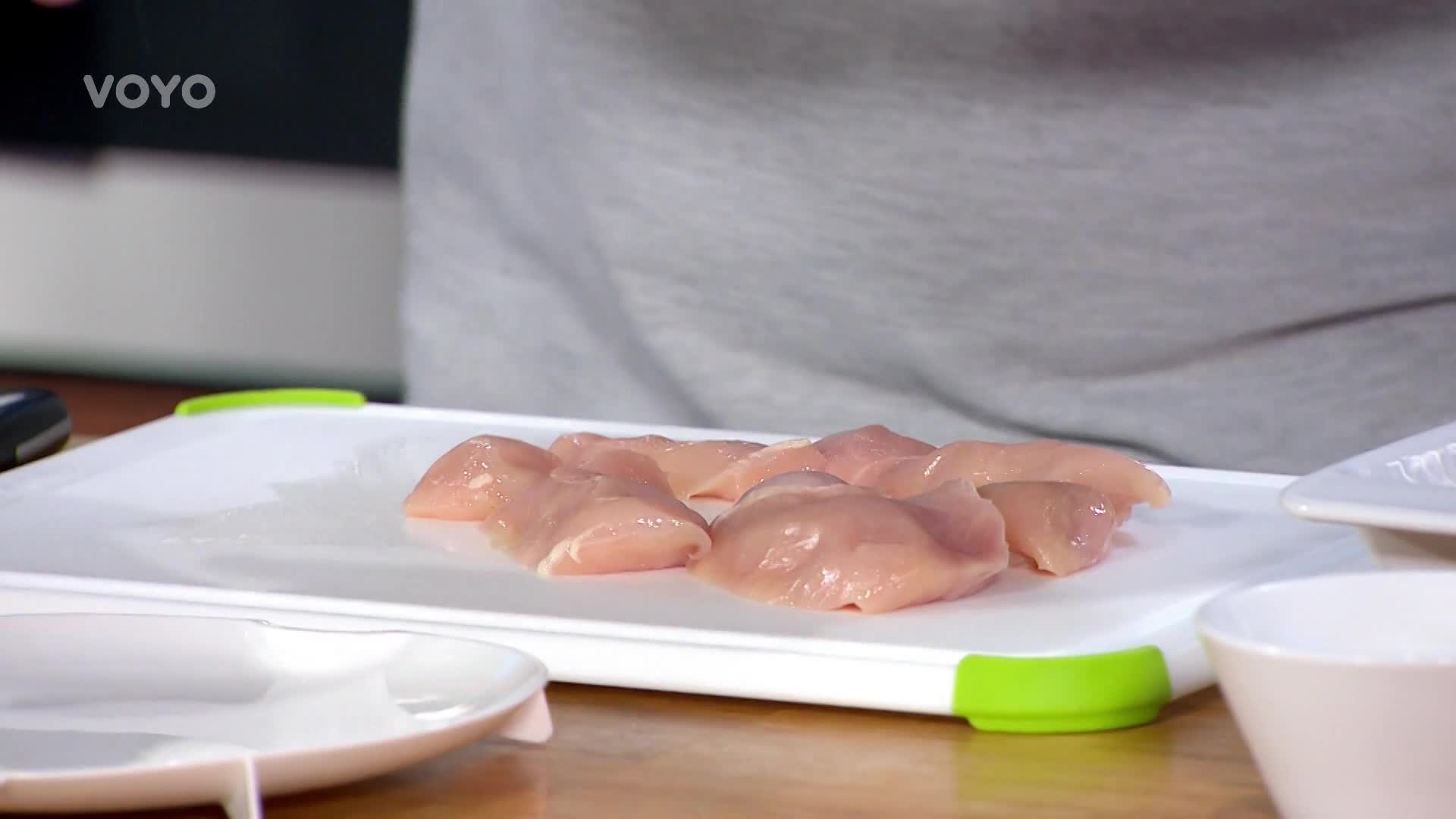 V páře dušený kuřecí steak s košťálovou zeleninou - 05. 03. 2021